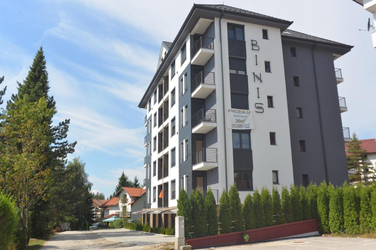 Binis Apartment ซลาตีบอร์ ภายนอก รูปภาพ